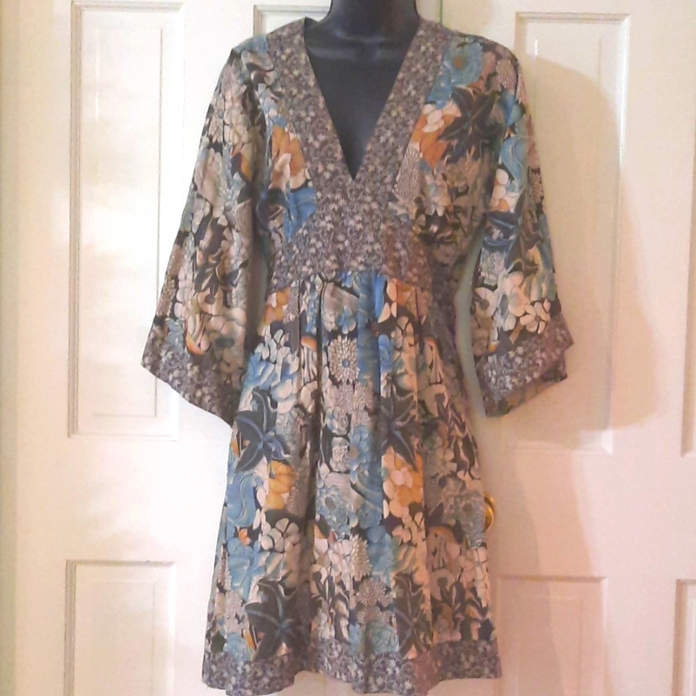 Floral Kimono Sleeve Dress - Womens Size : Small - Beand Speed Control New York